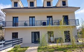 Studio Meuble, Proche De La Gare T12